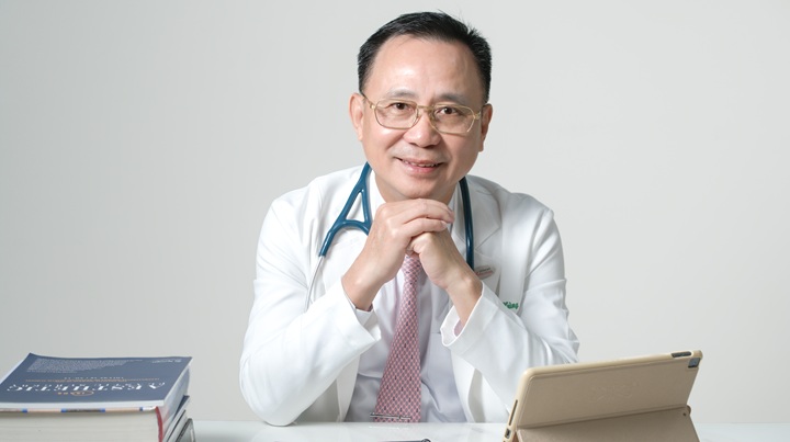 Bác sĩ Phạm Xuân Hùng - Giám đốc Trung tâm thẩm mỹ Xuân Hùng